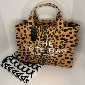Marc Jacobs The Tote Bag Cheetah Medium